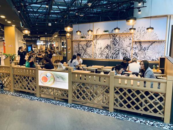 十秒到米線門店生意好